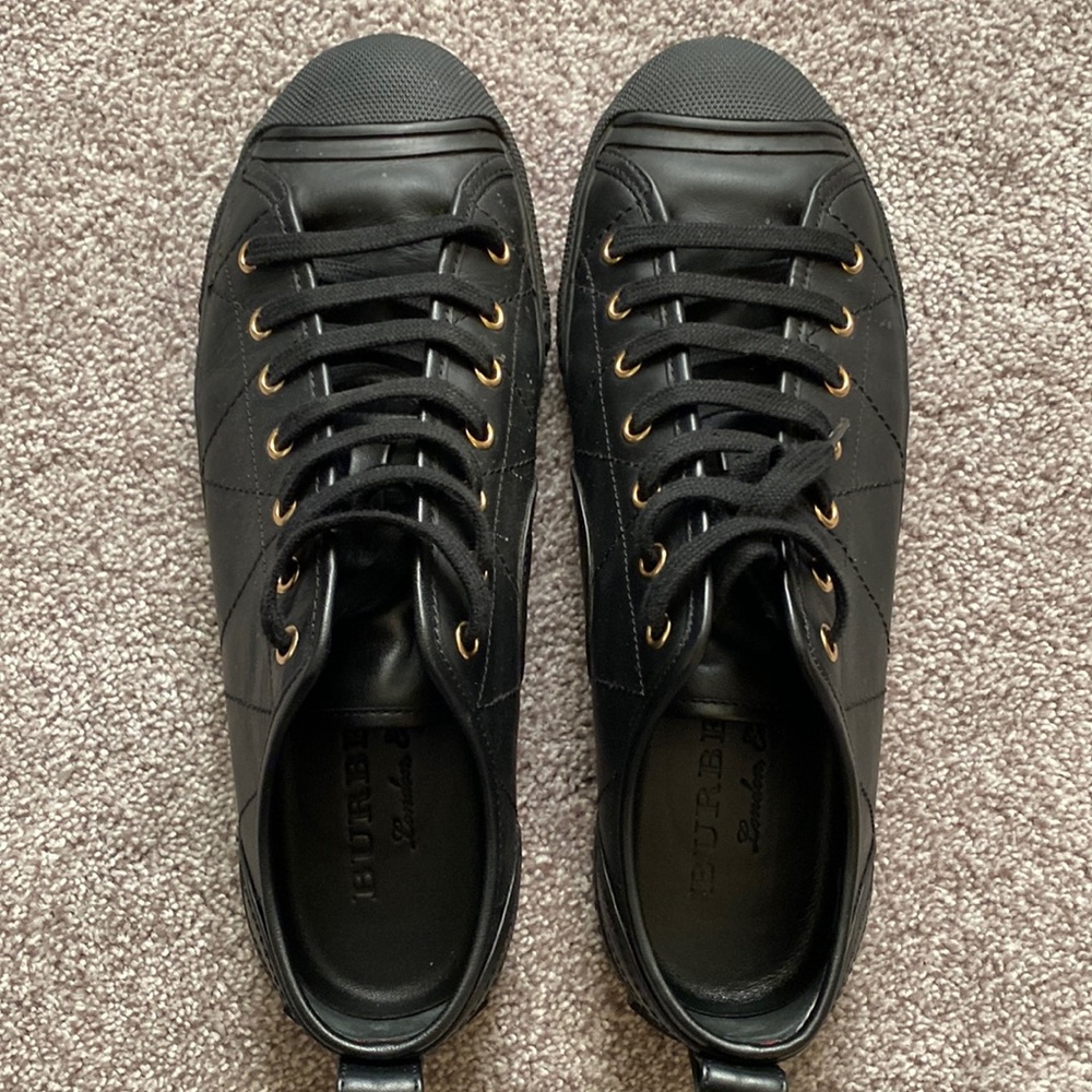 Burberry - Black and Gold